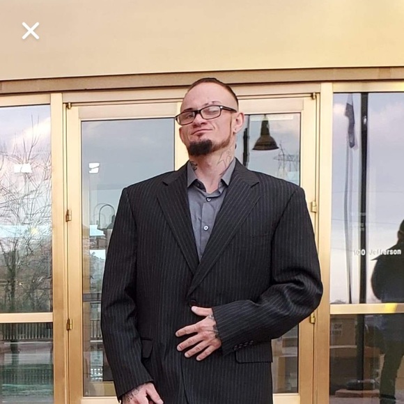 Meet your Posher, Grym - Picture 2 of 2